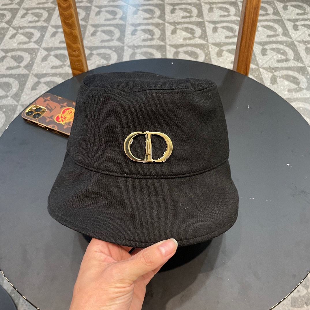 Christian Dior Caps